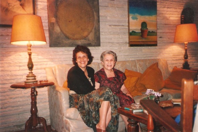 TORRES pessoas e telas