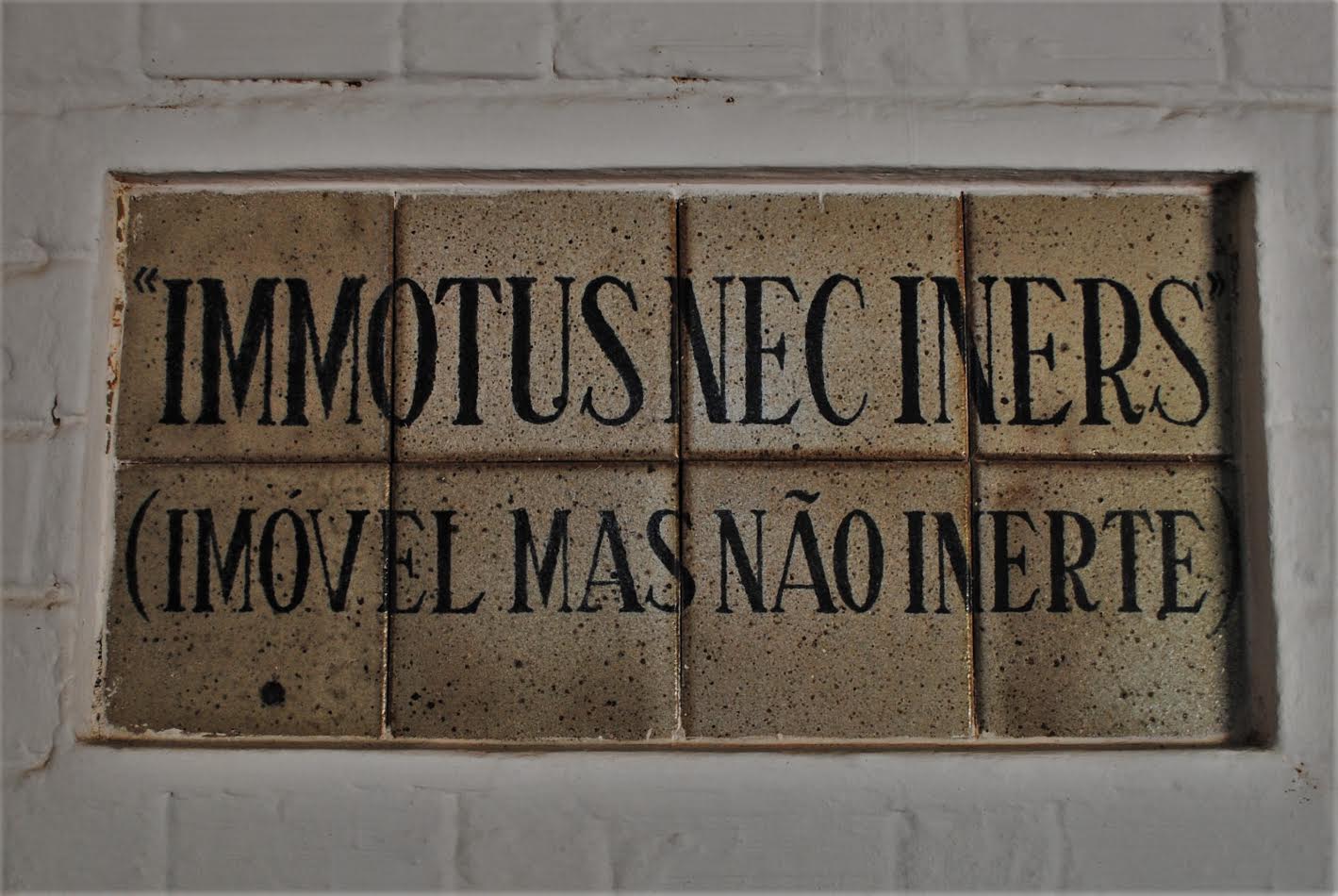 OUTRA PLACA DE BRENNAND NUNCA INERTE