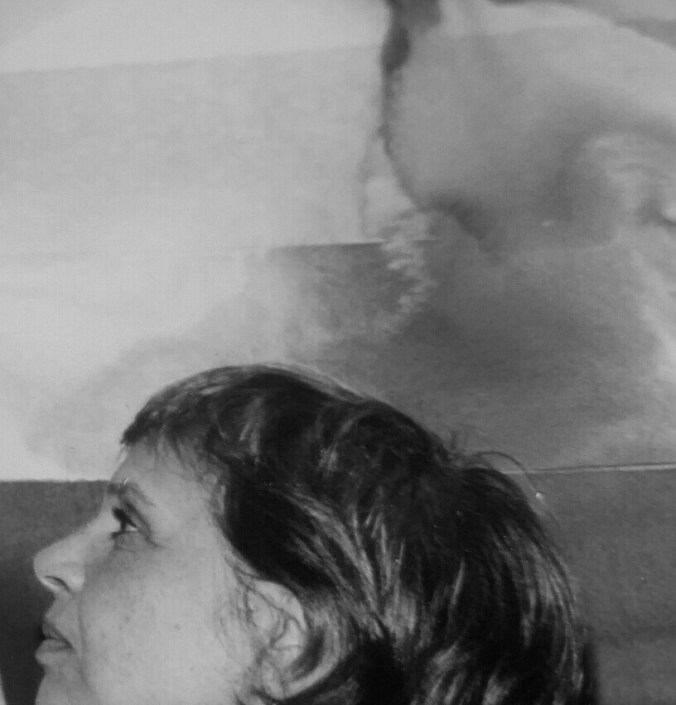 perfil branco e preto