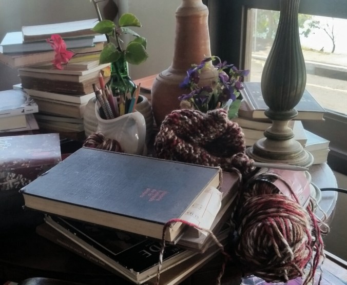 trico livros e buganvílea